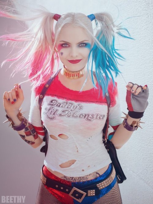Laura Gilbert as Suicide Squad Harley Quinn fancosplay