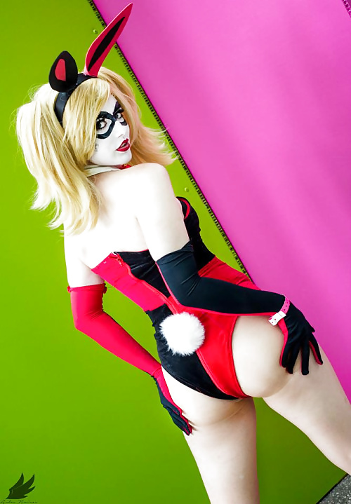 sexy butt Playboy Bunny Harley Quinn cosplay fancosplay